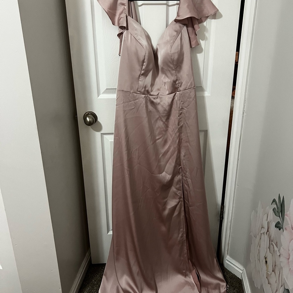 Elegant Mauve Evening Gown